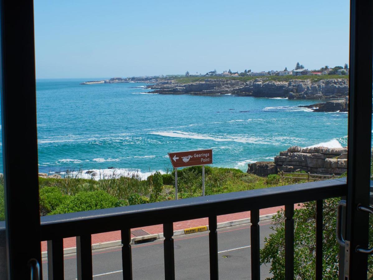 Windsor Self Catering Apartments Hermanus Esterno foto