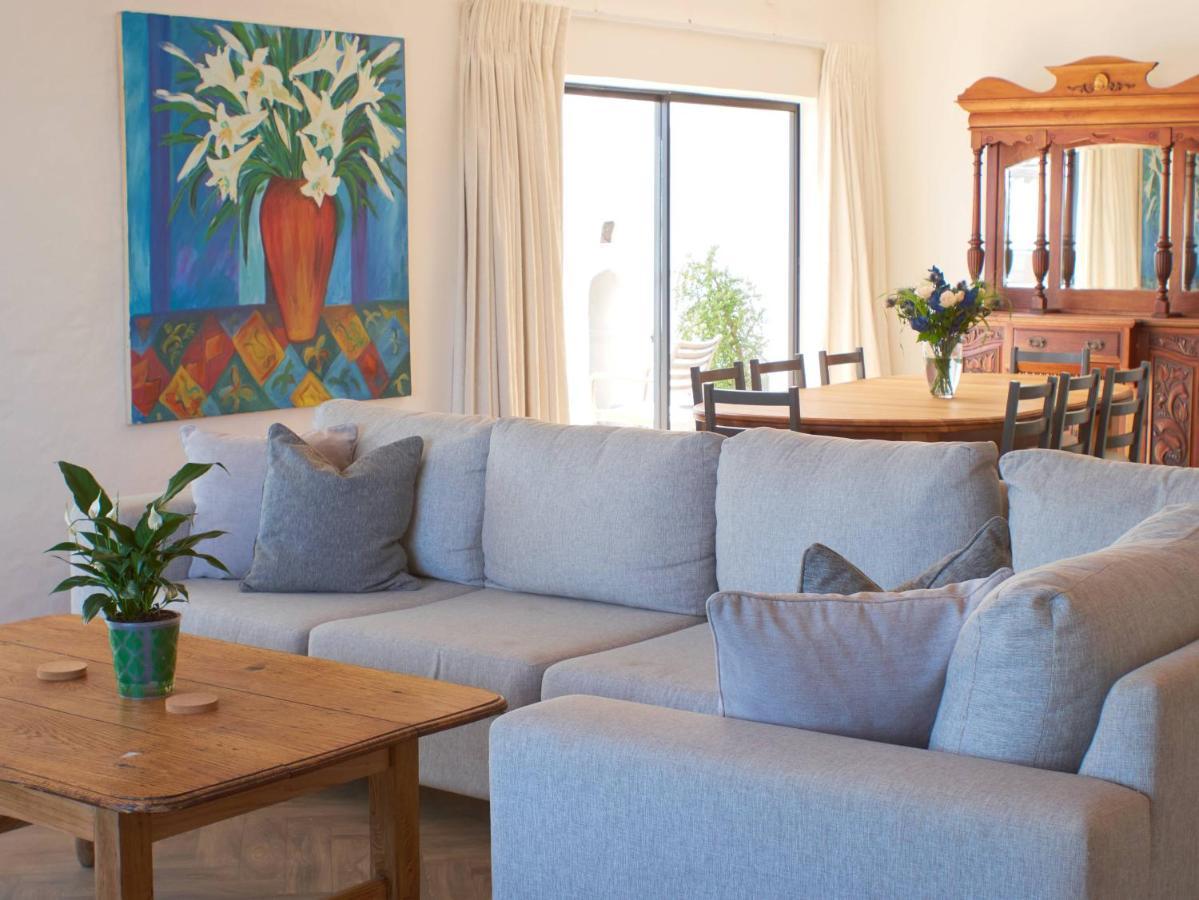 Windsor Self Catering Apartments Hermanus Esterno foto